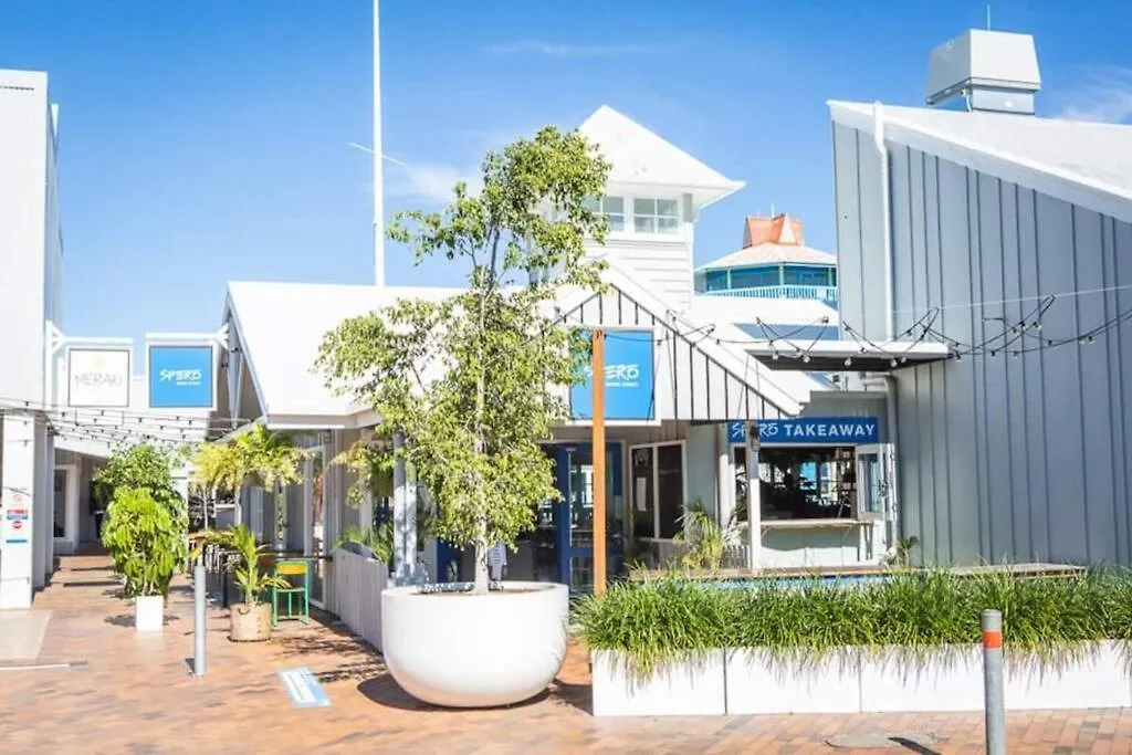 2 Bedroom Central Mooloolaba Resort With Pool, Spa, Mini Golf Daire